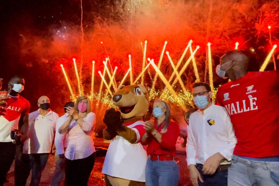 The entire State of Valle del Cauca celebrates the milestone with a surprise event at Lake Calima featuring a special performance of the Official Song of the Games, ‘Por Nosotros’ (For Us).