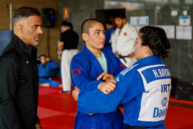 Melika and Habiba warming up in Malaga with IRT coach Vahid Sarlak, October 2025. - Photographs by Gabriel Juan (Image obtained at ijf.org) Melika and Habiba warming up in Malaga with IRT coach Vahid Sarlak, October 2025. - Photographs by Gabriel Juan (Image obtained at ijf.org)